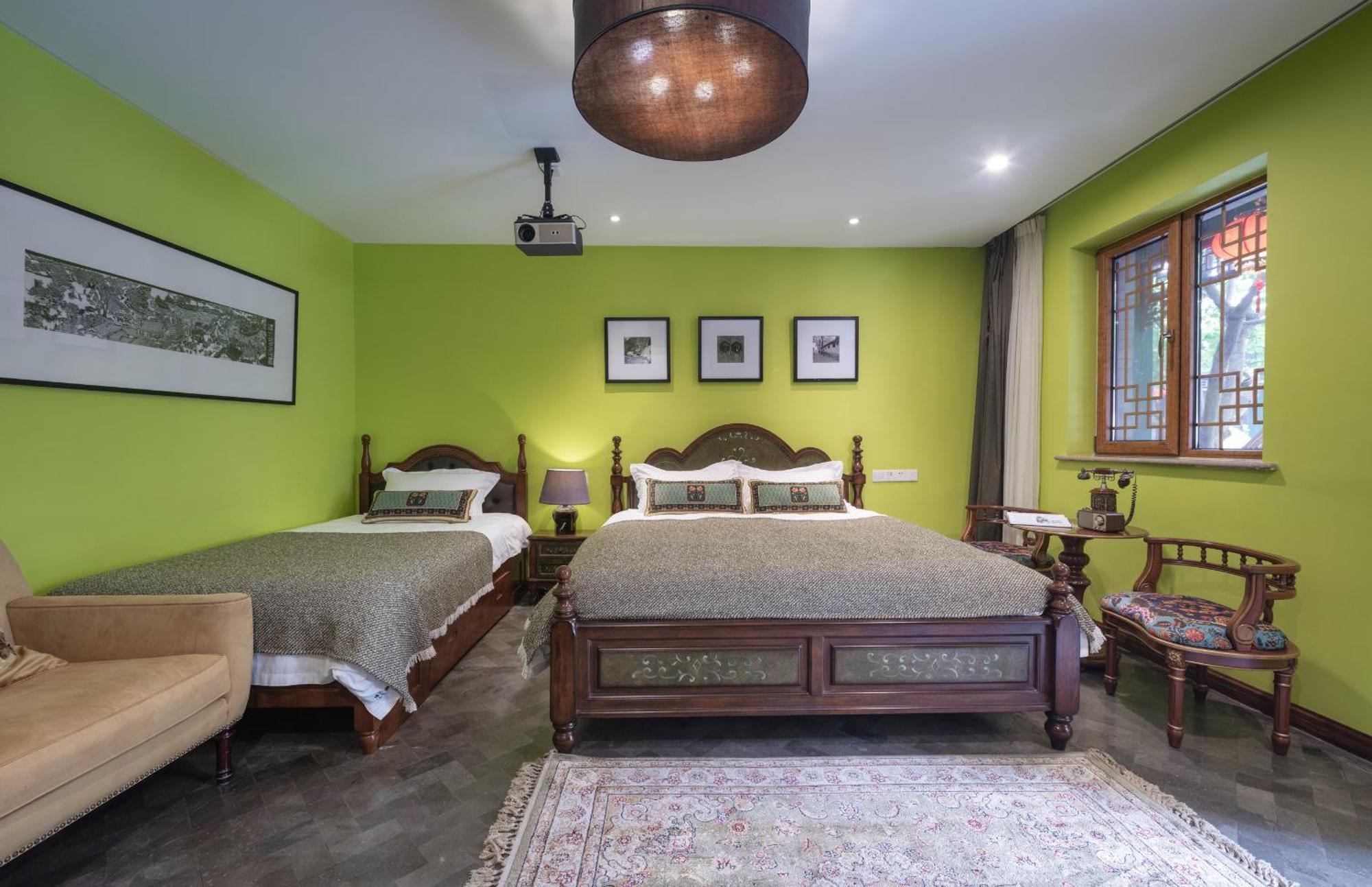 Hotel Cote Cour Deductive Beijing - Quadrangle Close To Tiananmen Square & Forbidden City & Nanluoguxiang, Walk To Wangfujing, English Speaking, Free Wifi, Free Laundry, Free Wonton & Noodles With Tour Ticket Service, Free Selfies With Ancient Costum Екстер'єр фото