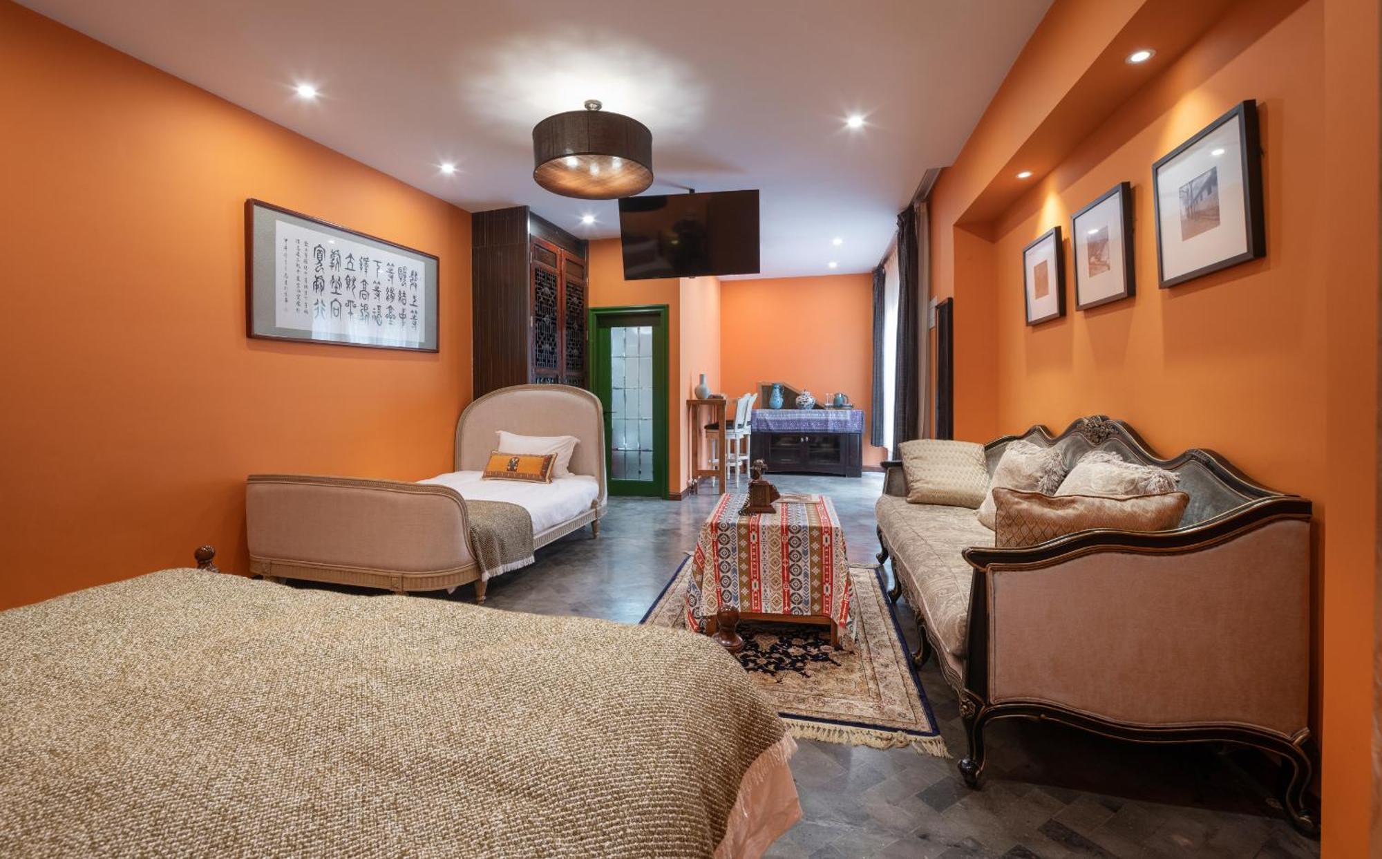 Hotel Cote Cour Deductive Beijing - Quadrangle Close To Tiananmen Square & Forbidden City & Nanluoguxiang, Walk To Wangfujing, English Speaking, Free Wifi, Free Laundry, Free Wonton & Noodles With Tour Ticket Service, Free Selfies With Ancient Costum Екстер'єр фото