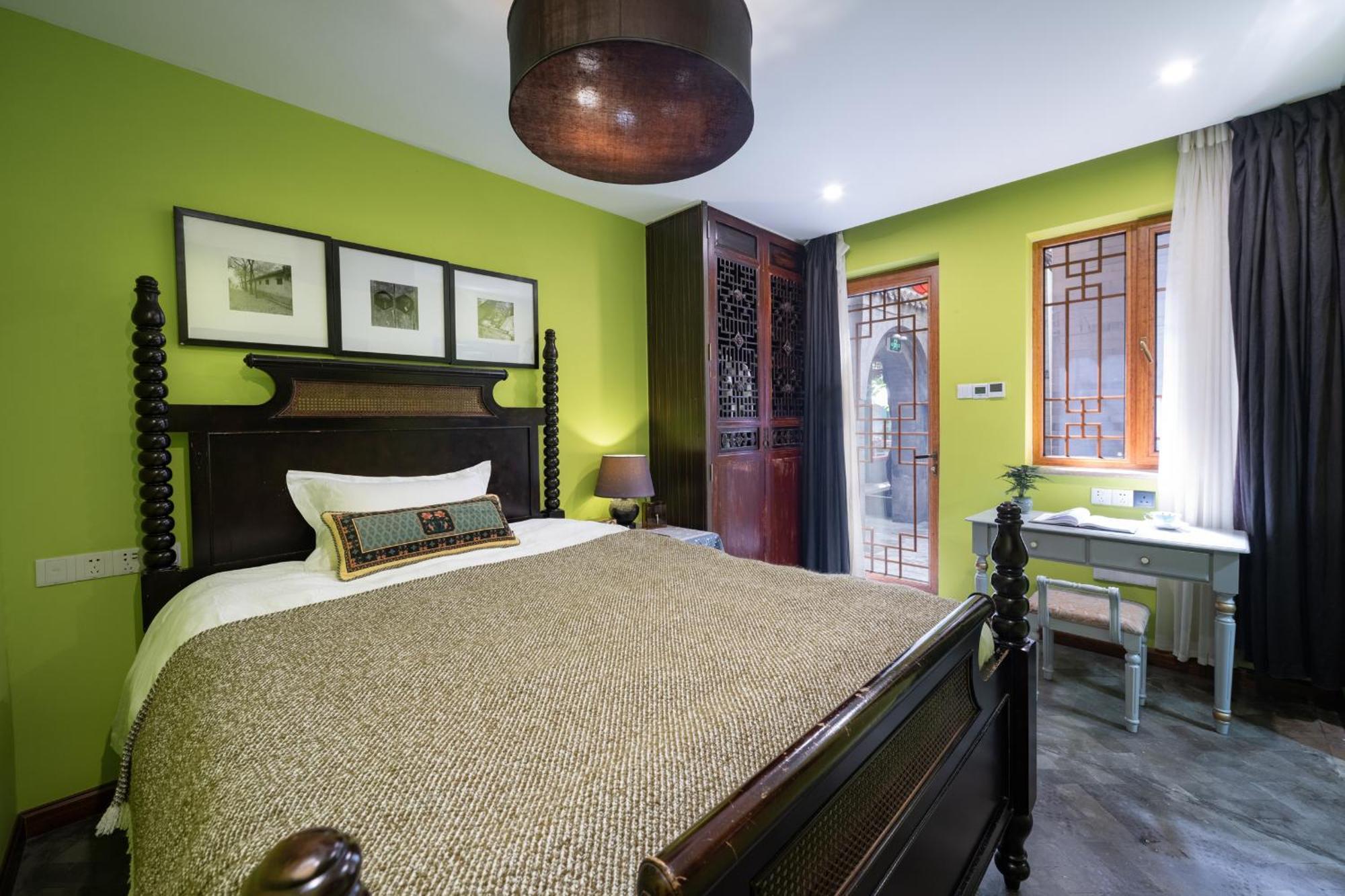 Hotel Cote Cour Deductive Beijing - Quadrangle Close To Tiananmen Square & Forbidden City & Nanluoguxiang, Walk To Wangfujing, English Speaking, Free Wifi, Free Laundry, Free Wonton & Noodles With Tour Ticket Service, Free Selfies With Ancient Costum Екстер'єр фото
