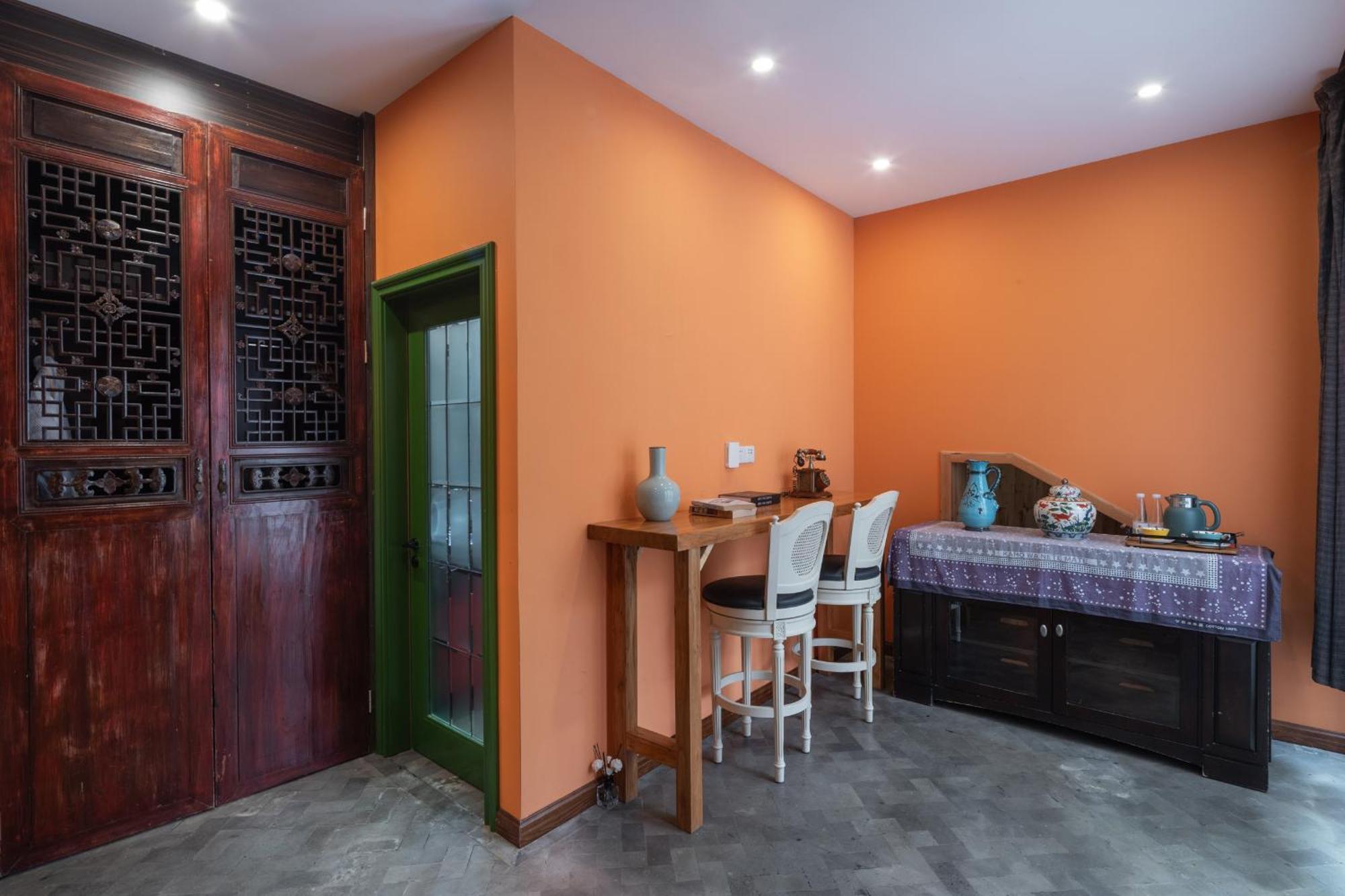 Hotel Cote Cour Deductive Beijing - Quadrangle Close To Tiananmen Square & Forbidden City & Nanluoguxiang, Walk To Wangfujing, English Speaking, Free Wifi, Free Laundry, Free Wonton & Noodles With Tour Ticket Service, Free Selfies With Ancient Costum Екстер'єр фото