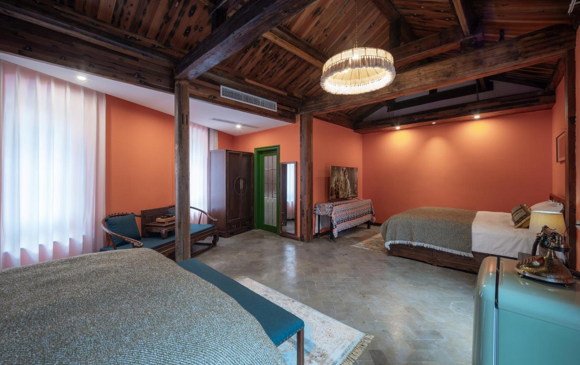 Hotel Cote Cour Deductive Beijing - Quadrangle Close To Tiananmen Square & Forbidden City & Nanluoguxiang, Walk To Wangfujing, English Speaking, Free Wifi, Free Laundry, Free Wonton & Noodles With Tour Ticket Service, Free Selfies With Ancient Costum Екстер'єр фото